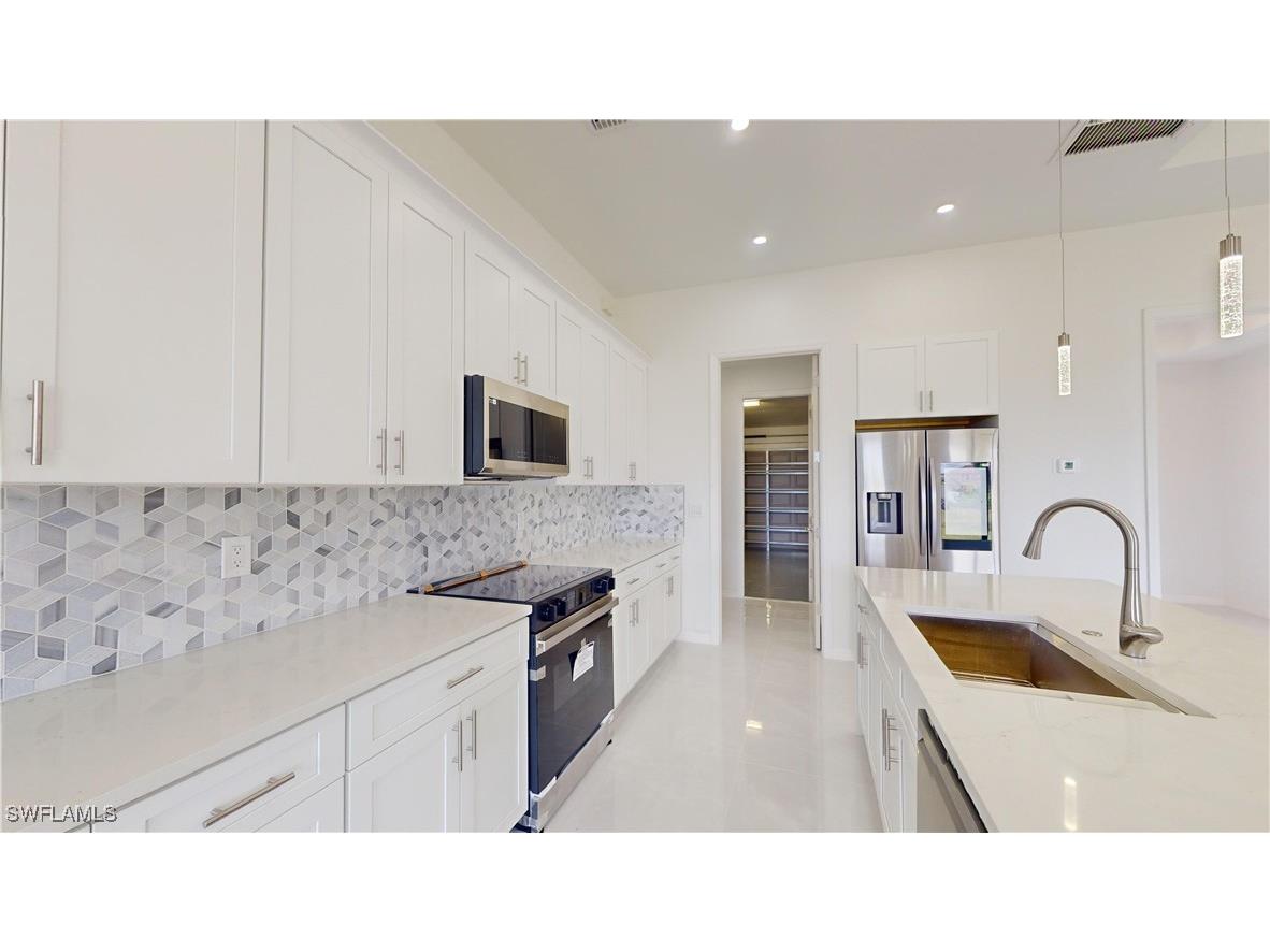 2700 NW 20th Terrace Cape Coral FL 33993 225082745 image3