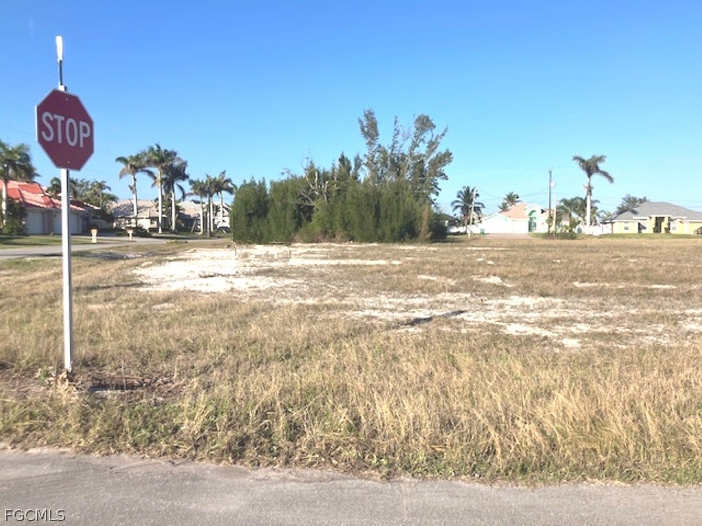 2700 NW 45th Avenue Cape Coral FL 33993 2026007004 image4
