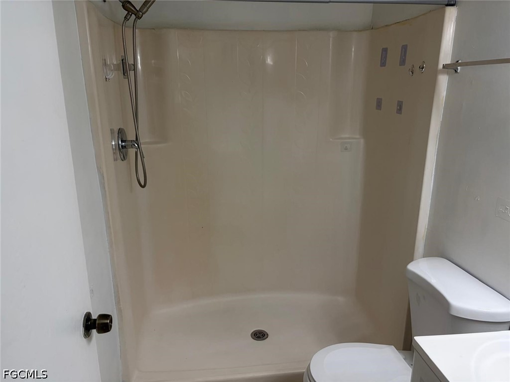2700 Park Windsor Drive #713 Fort Myers FL 33901 2026024488 image6