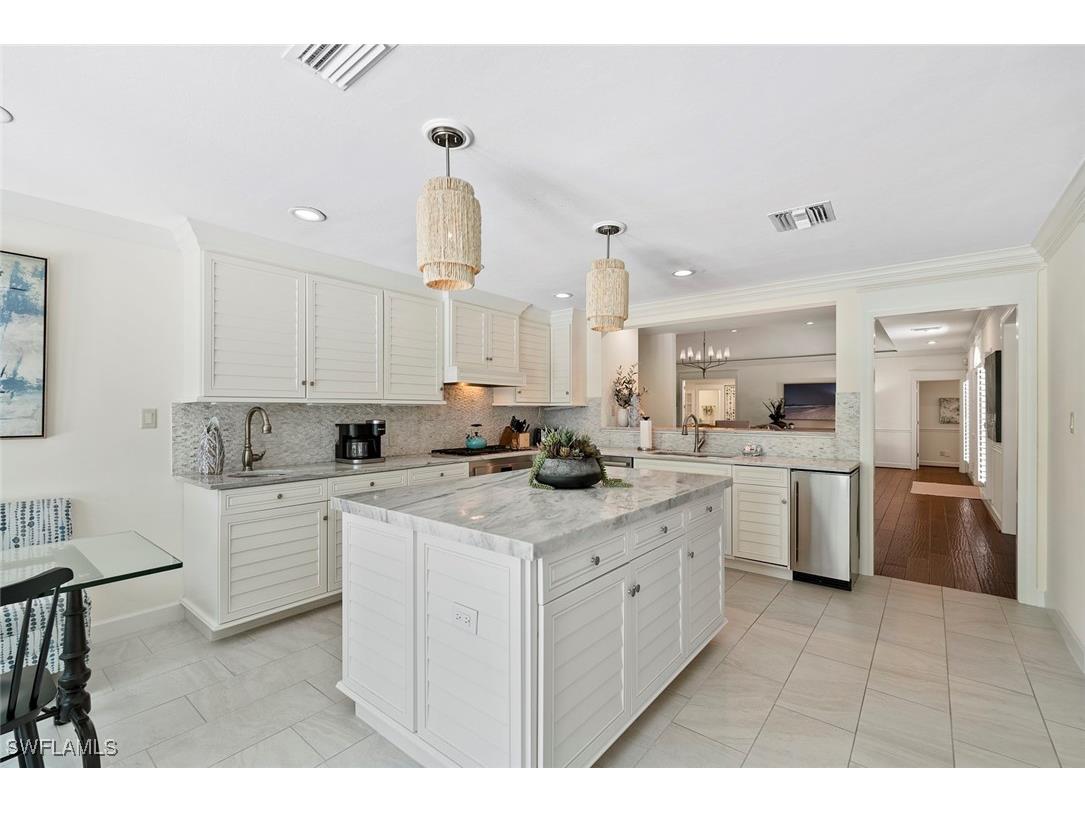 2700 Treasure Lane Naples FL 34102 225072204 image15