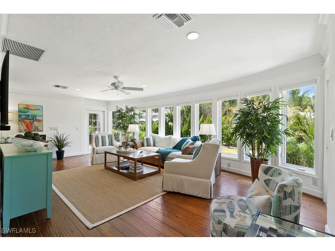 2700 Treasure Lane Naples FL 34102 225072204 image4