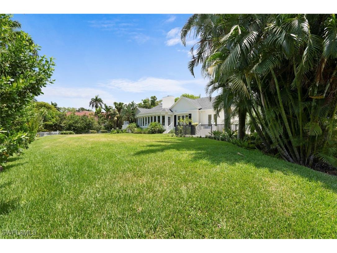 2700 Treasure Lane Naples FL 34102 225072204 image40