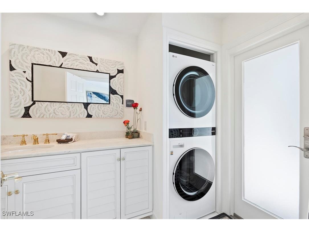 2700 Treasure Lane Naples FL 34102 225072204 image41