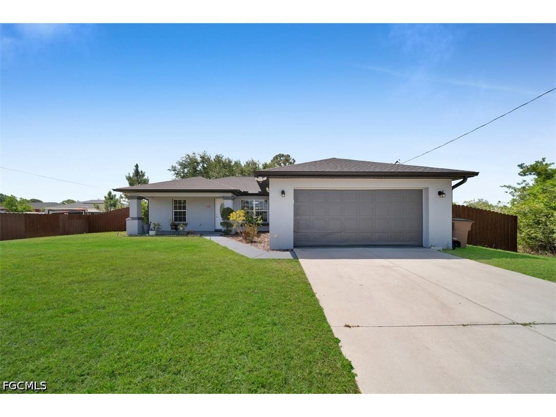 2701 8th Street SW Lehigh Acres FL 33976 2026013320 image1