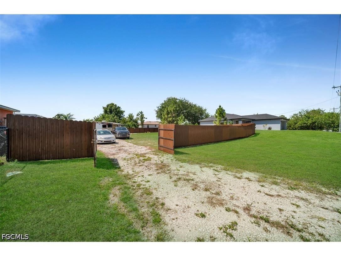 2701 8th Street SW Lehigh Acres FL 33976 2026013320 image6