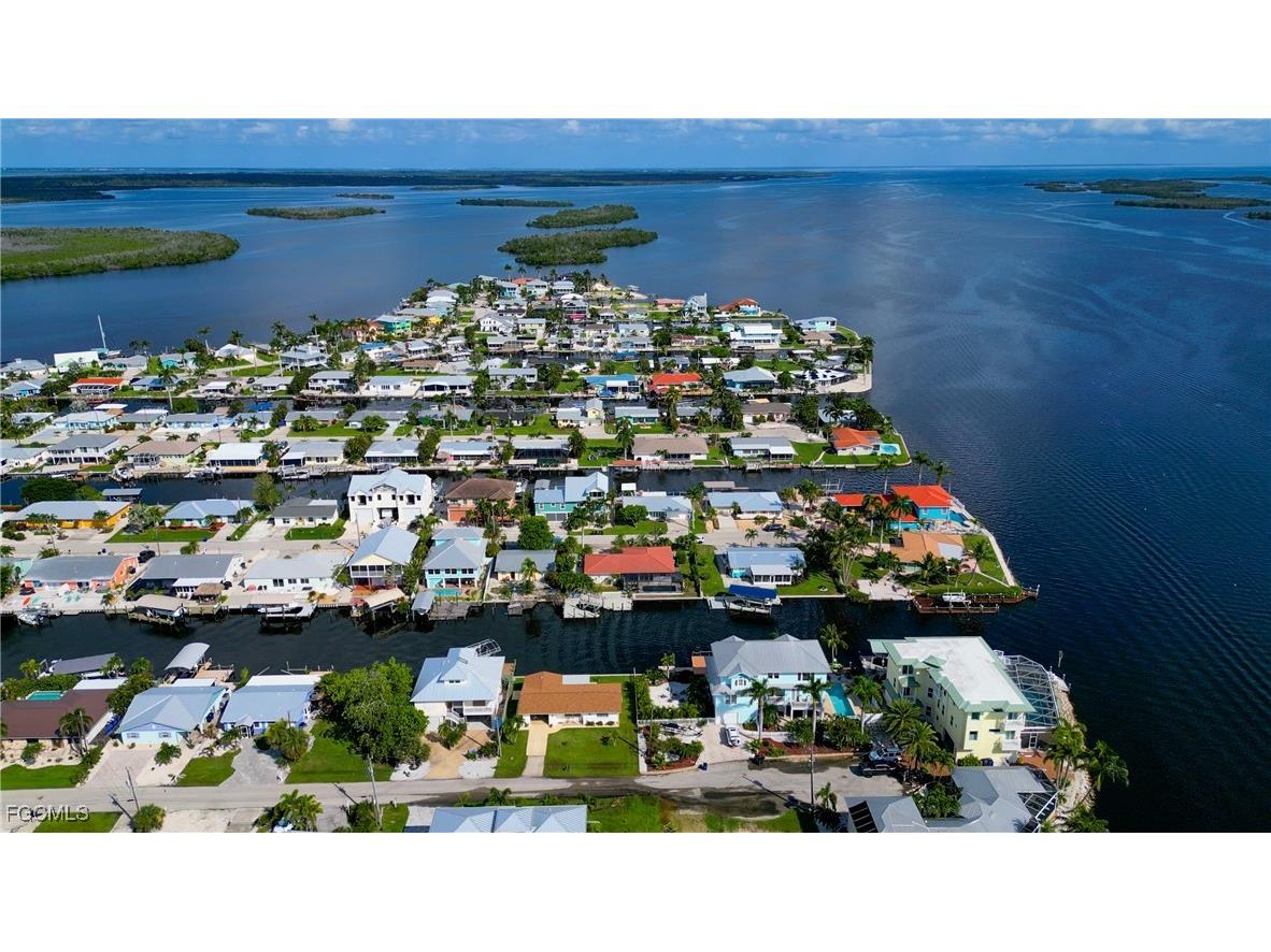 2701 Bruce Street Matlacha FL 33993 2025002768 image4