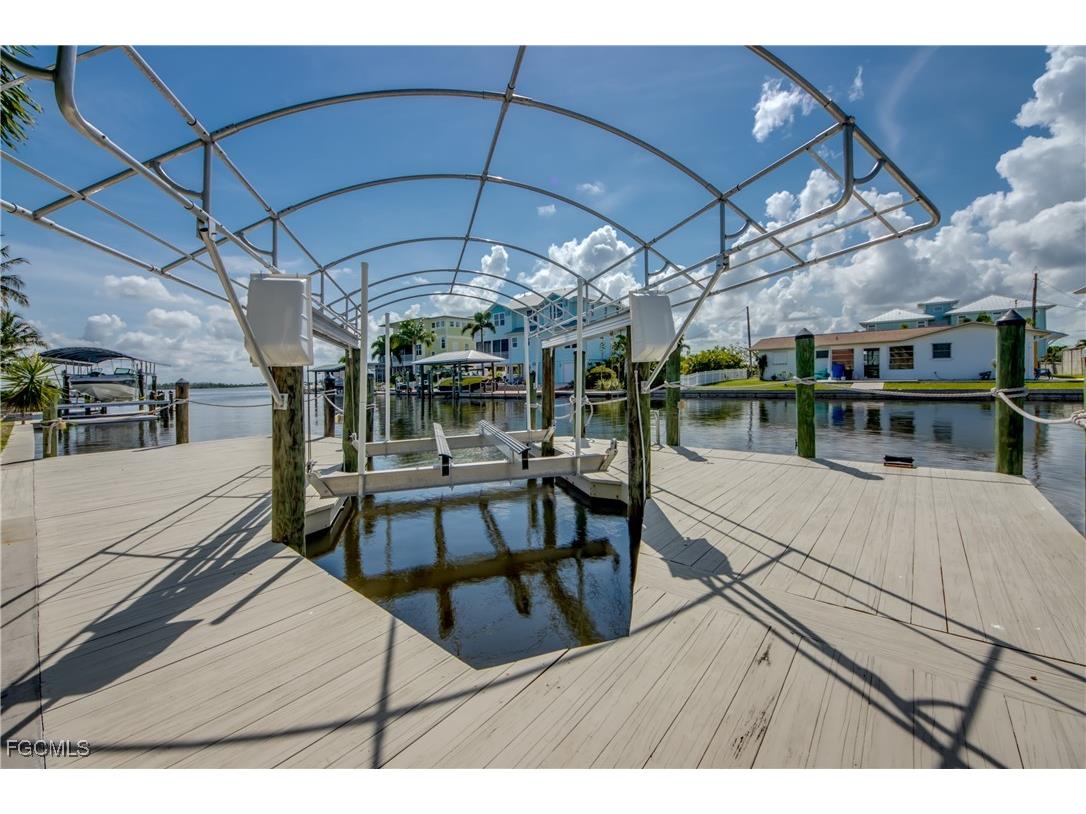 2701 Bruce Street Matlacha FL 33993 2025002768 image49