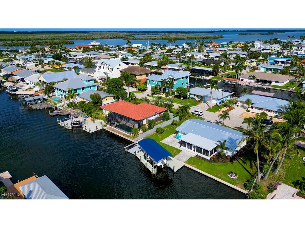 2701 Bruce Street Matlacha FL 33993 2025002768 image8