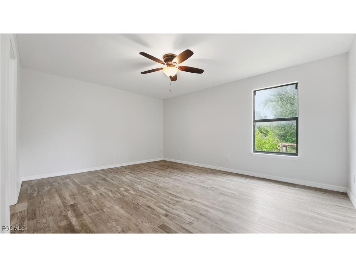 2701 E 18th Street Lehigh Acres FL 33972 2025015307 image4