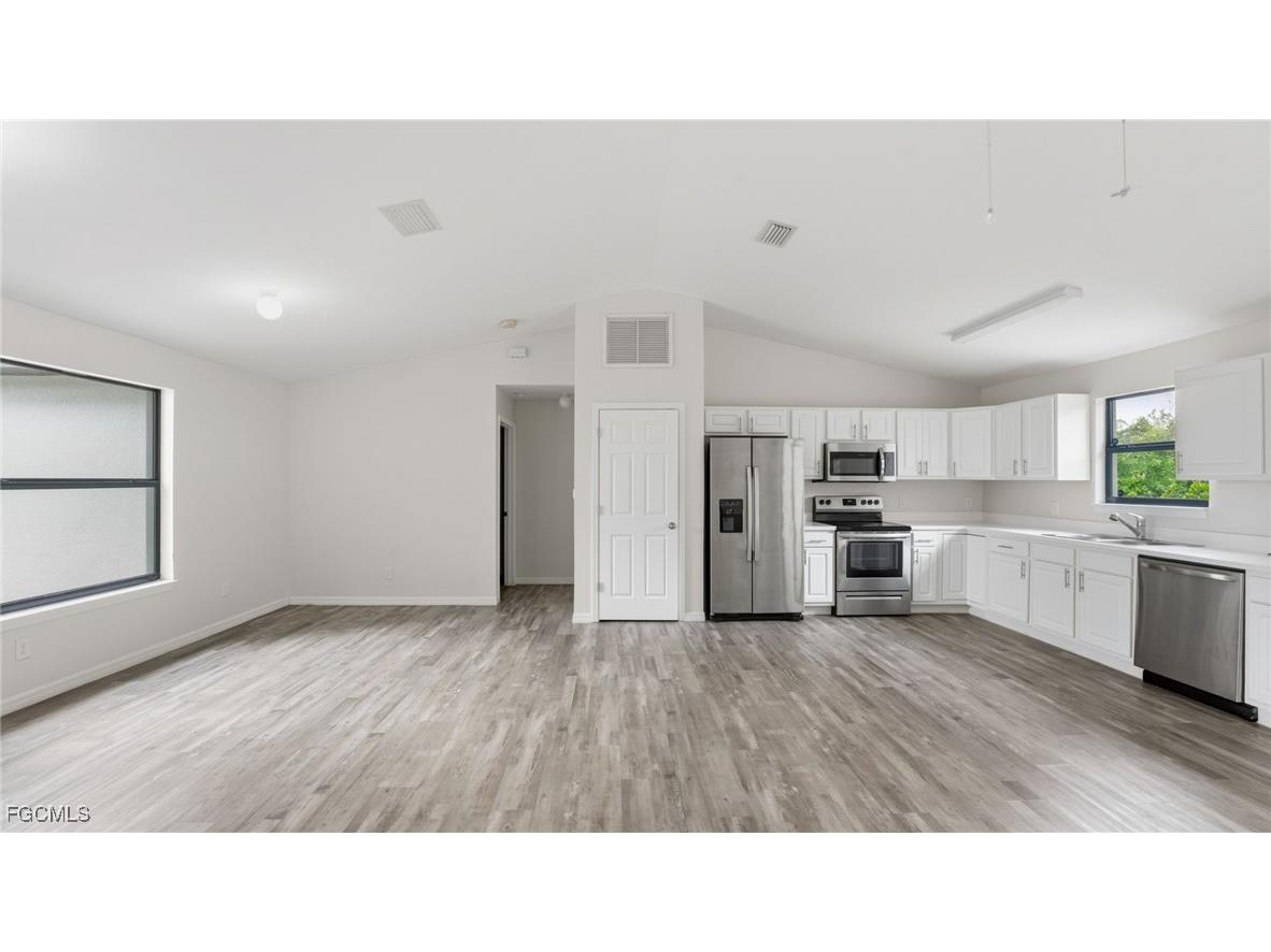 2701 E 18th Street Lehigh Acres FL 33972 2025023015 image9