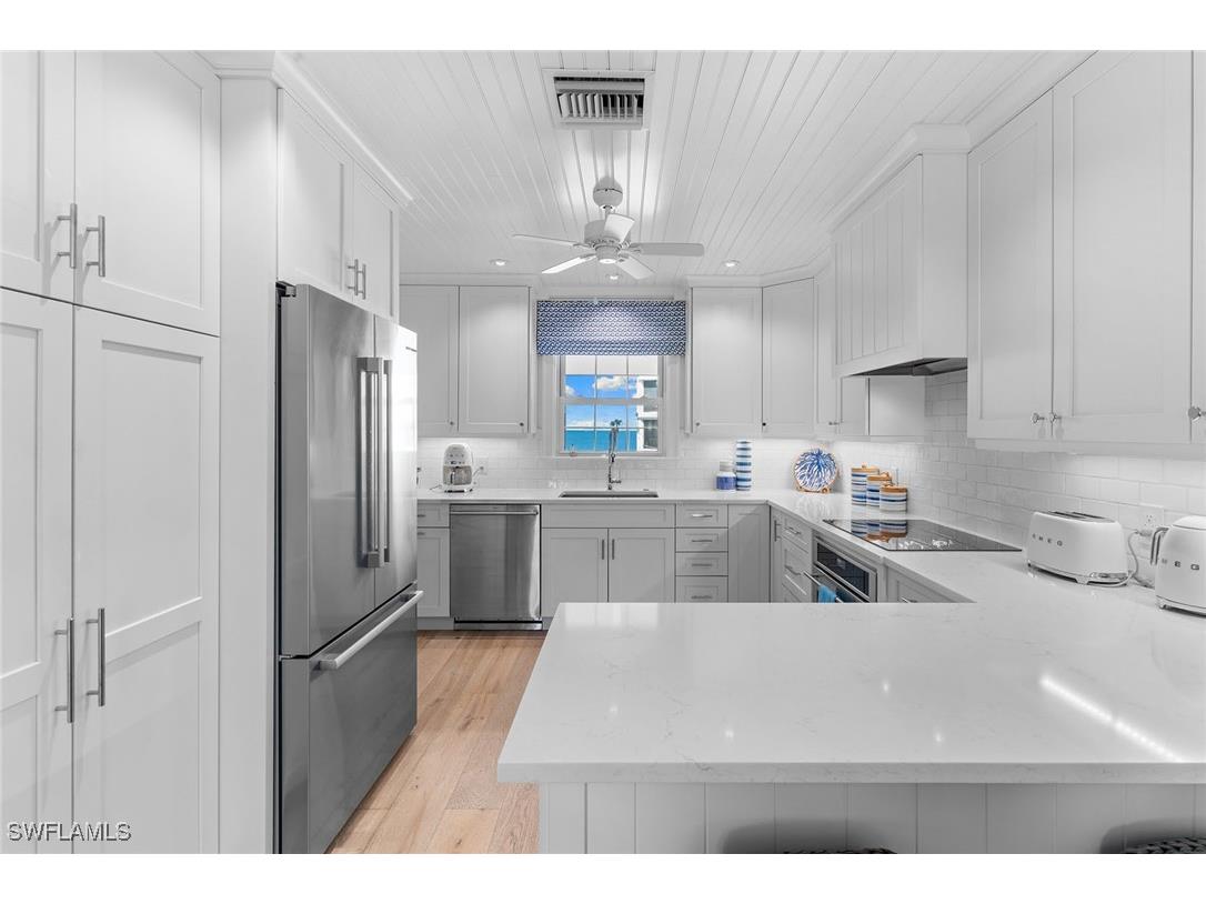 2701 Gulf Shore Boulevard N #4 Naples FL 34103 226004607 image11