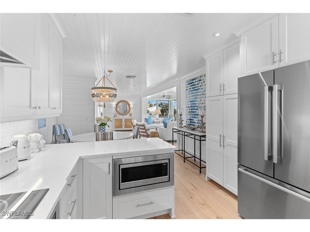 2701 Gulf Shore Boulevard N #4 Naples FL 34103 226004607 image14