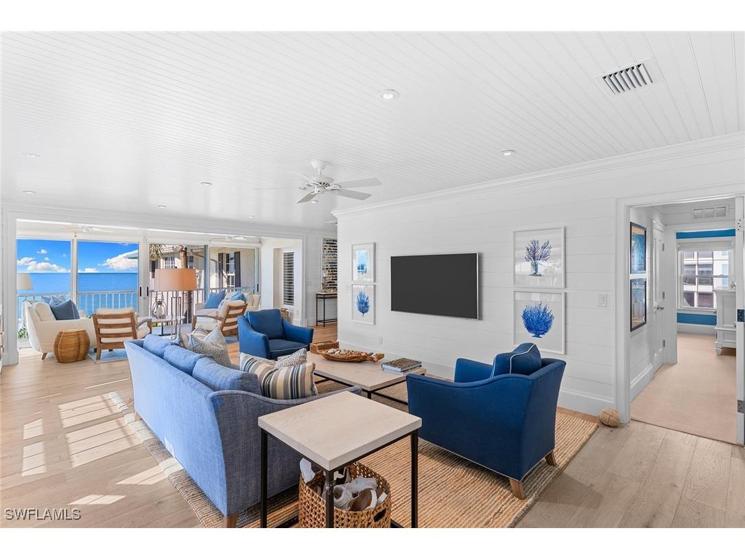 2701 Gulf Shore Boulevard N #4 Naples FL 34103 226004607 image3