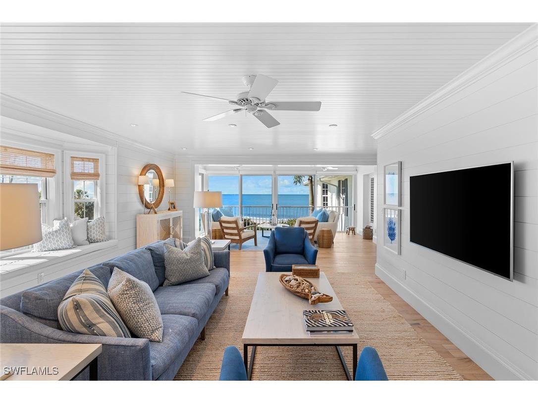 2701 Gulf Shore Boulevard N #4 Naples FL 34103 226004607 image4