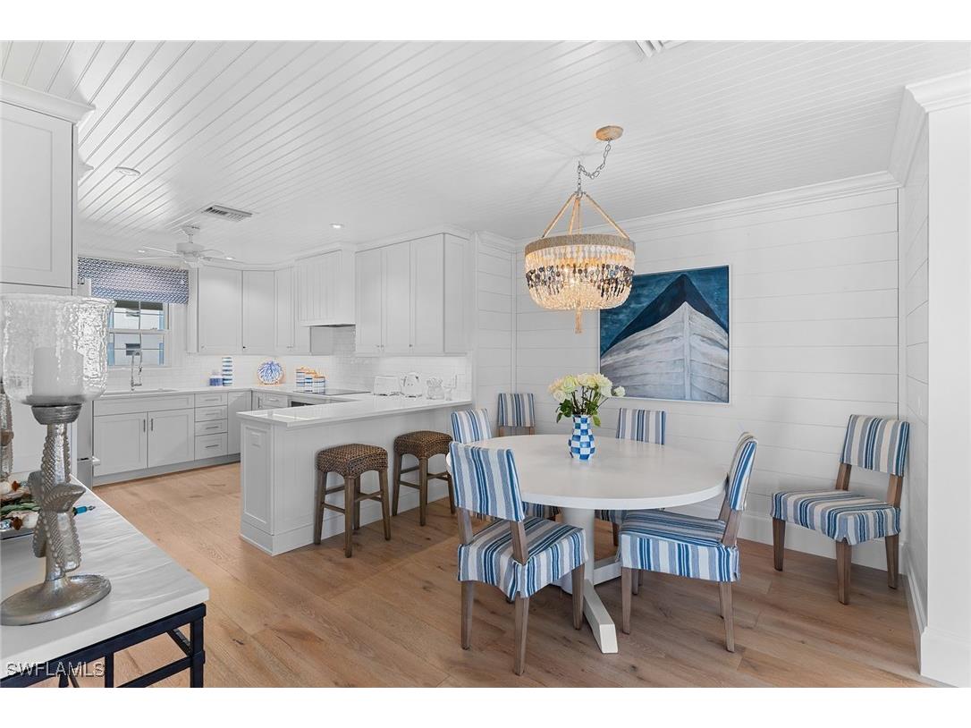 2701 Gulf Shore Boulevard N #4 Naples FL 34103 226004607 image7