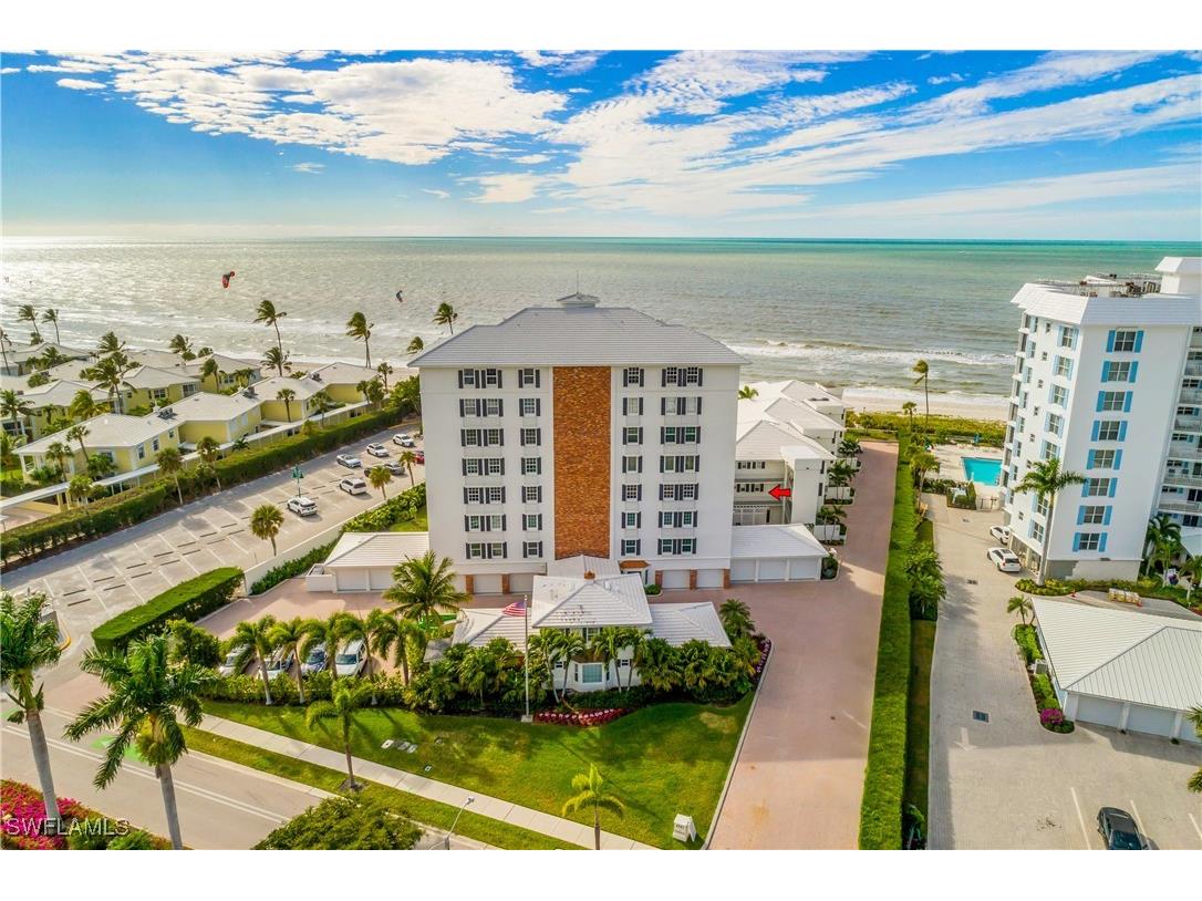 2701 Gulf Shore Boulevard N #5 Naples FL 34103 225082646 image1