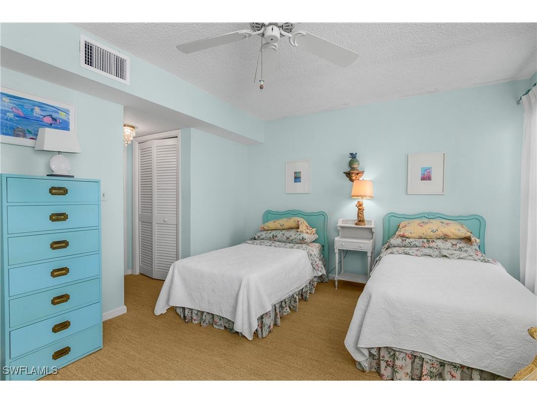 2701 Gulf Shore Boulevard N #5 Naples FL 34103 225082646 image19