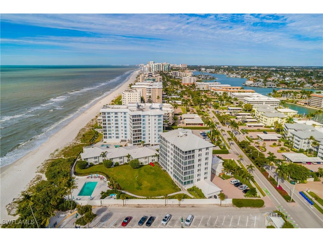 2701 Gulf Shore Boulevard N #5 Naples FL 34103 225082646 image2