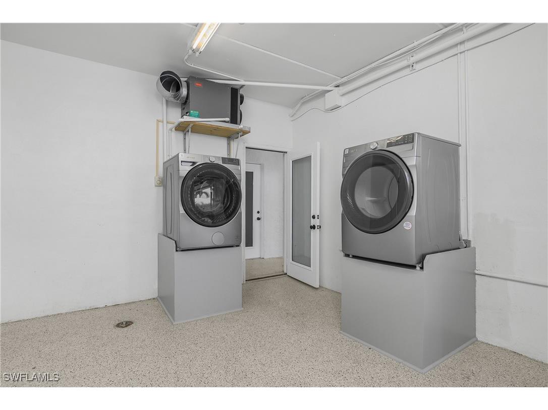 2701 Gulf Shore Boulevard N #5 Naples FL 34103 225082646 image25