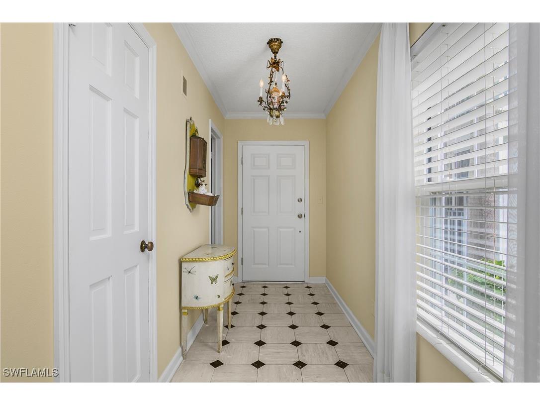 2701 Gulf Shore Boulevard N #5 Naples FL 34103 225082646 image4