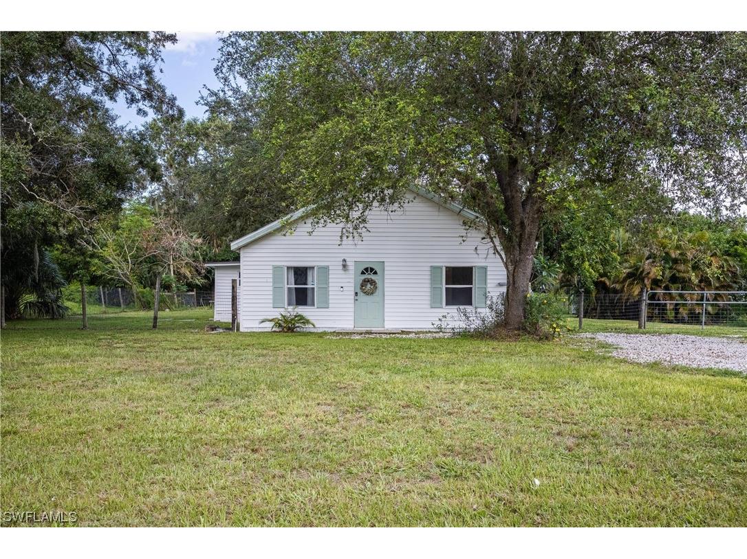 2701 Packinghouse Road Alva FL 33920 223051357 image1