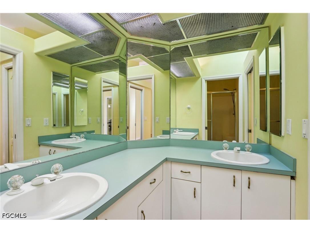 2701 SW 37th Terrace Cape Coral FL 33914 2026019350 image18