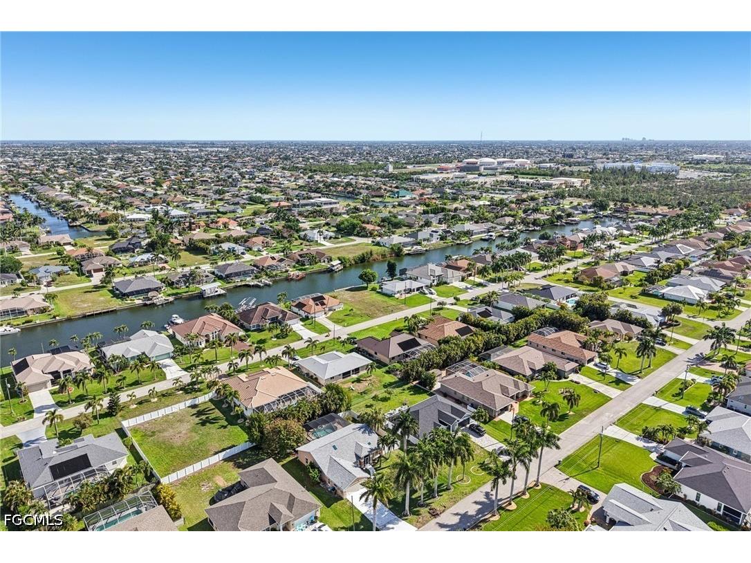 2701 SW 37th Terrace Cape Coral FL 33914 2026019350 image34