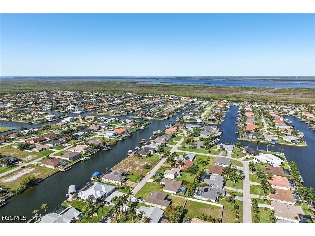 2701 SW 37th Terrace Cape Coral FL 33914 2026019350 image39
