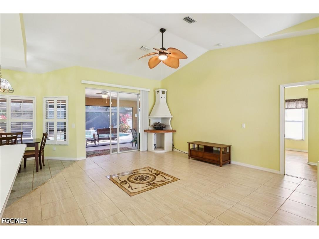 2701 SW 37th Terrace Cape Coral FL 33914 2026019350 image7