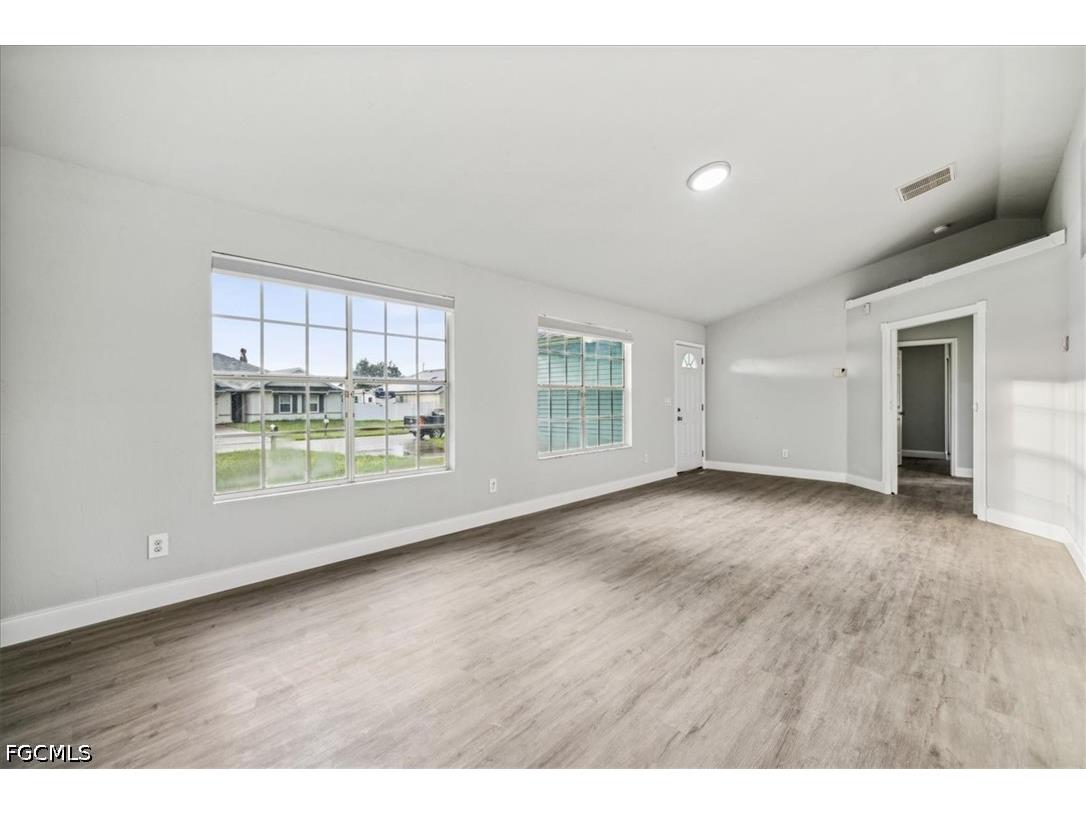 2701 SW 8th Court Cape Coral FL 33914 2026025765 image2