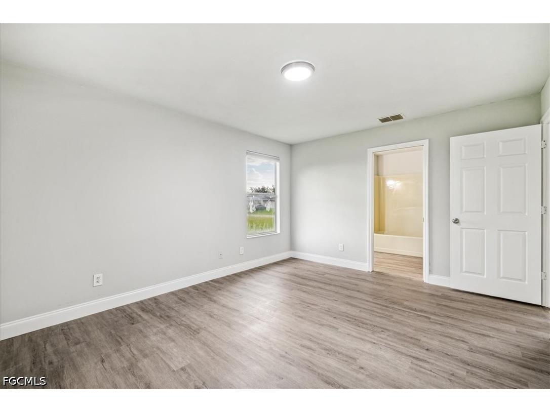 2701 SW 8th Court Cape Coral FL 33914 2026025765 image8