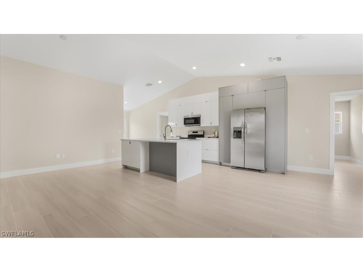 2702 46th Street SW Lehigh Acres FL 33976 226006447 image5