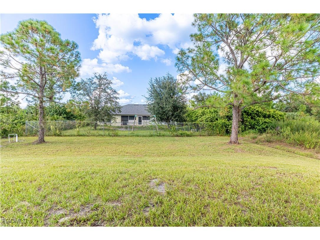 2702 49th Street W Lehigh Acres FL 33971 2025014515 image19