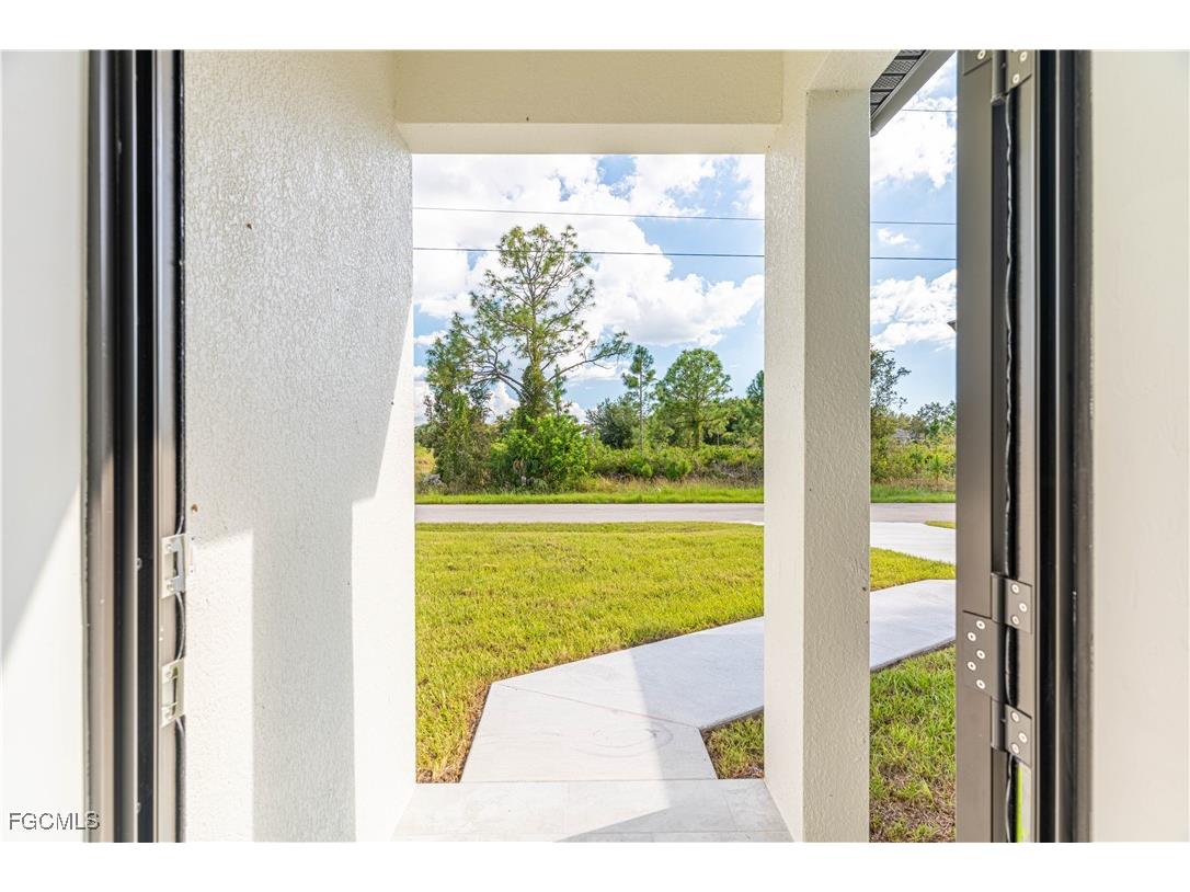 2702 49th Street W Lehigh Acres FL 33971 2025014515 image21