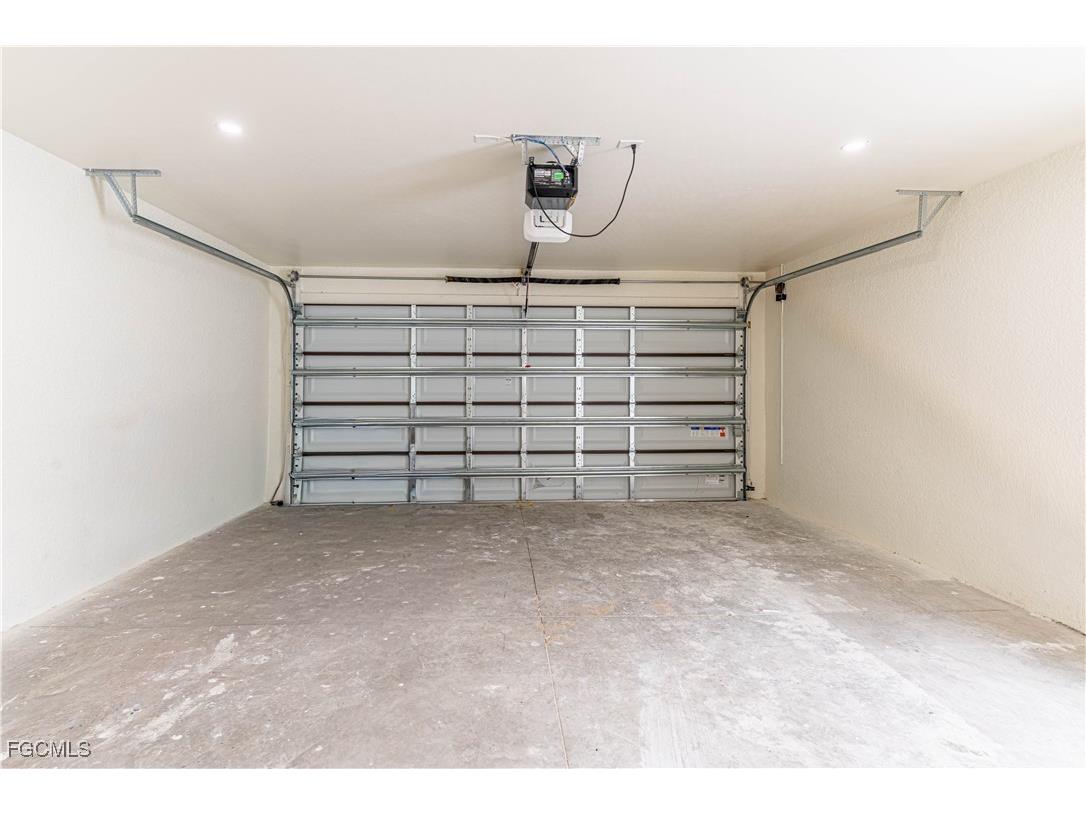 2702 49th Street W Lehigh Acres FL 33971 2025014515 image30