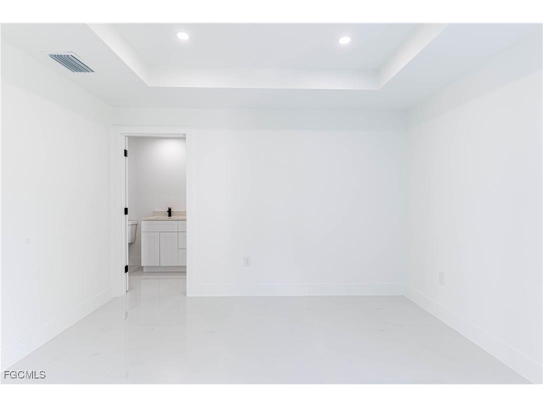 2702 49th Street W Lehigh Acres FL 33971 2025014515 image33