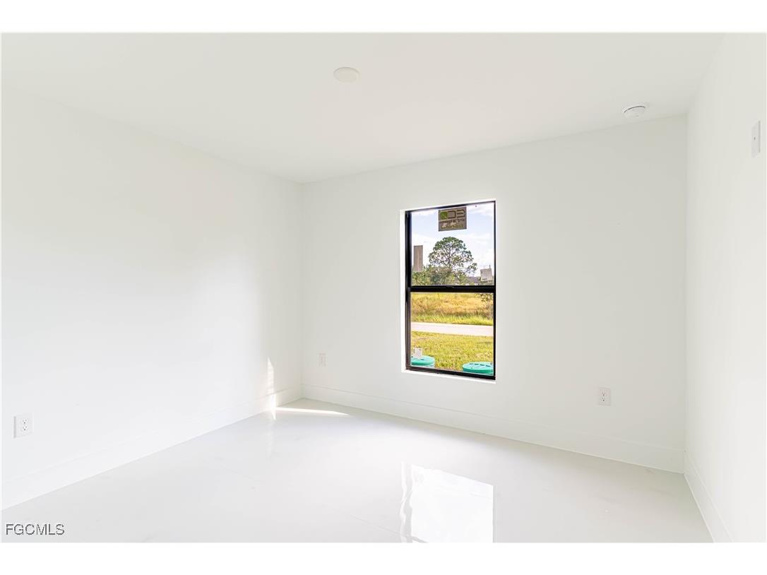 2702 49th Street W Lehigh Acres FL 33971 2025014515 image39