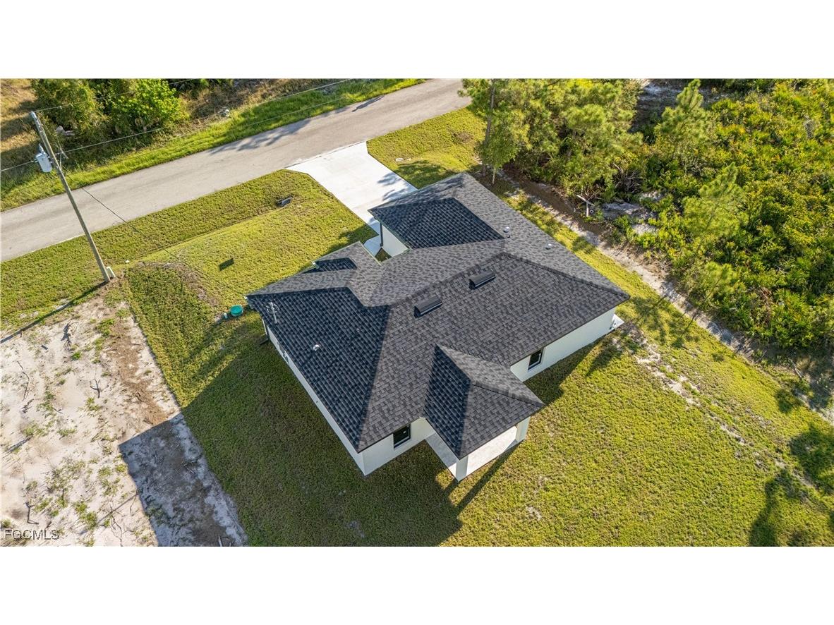 2702 49th Street W Lehigh Acres FL 33971 2025014515 image6