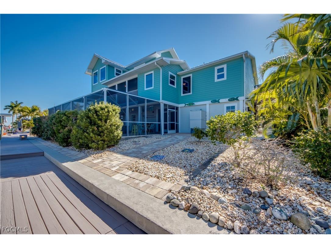 2702 Bruce Street Matlacha FL 33993 2026010053 image2