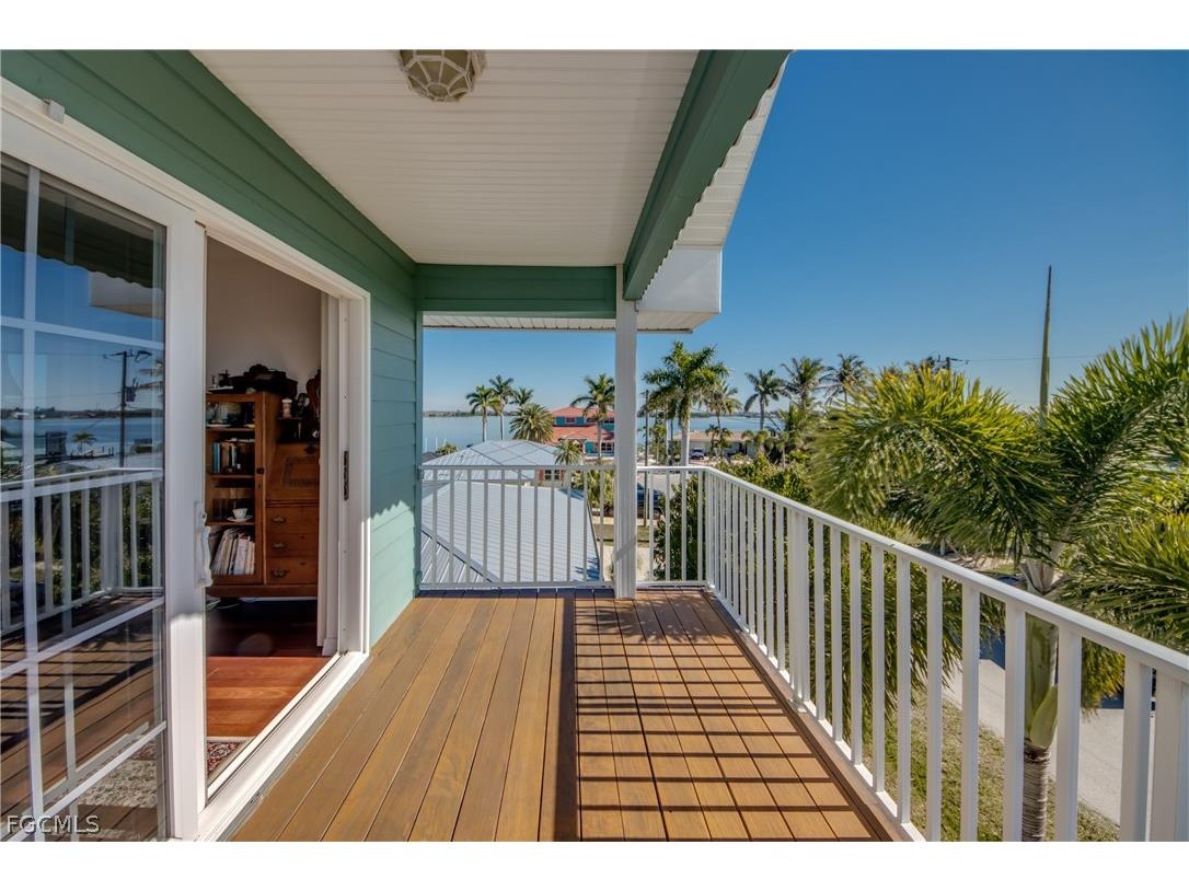 2702 Bruce Street Matlacha FL 33993 2026010053 image38