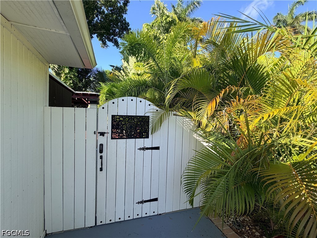 2702 Mcgregor Boulevard Fort Myers FL 33901 2026029325 image8