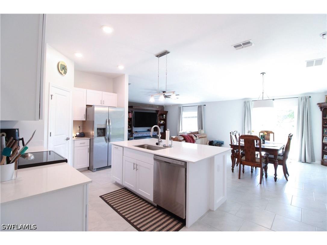 2702 NE 5th Avenue Cape Coral FL 33909 226023277 image5