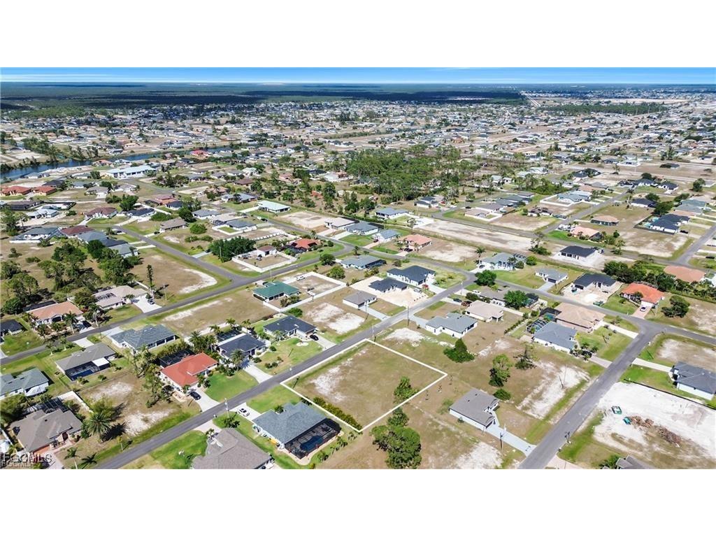 2702 NW 22nd Street Cape Coral FL 33993 2025020468 image2