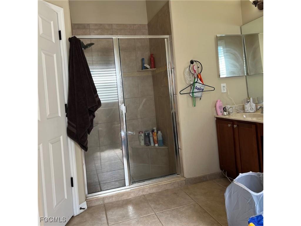 2702 Nature Pointe Loop Fort Myers FL 33905 2025018340 image19