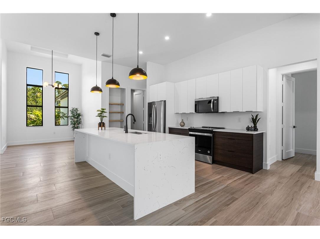 2702 Old Burnt Store Road N Cape Coral FL 33993 2025018141 image10