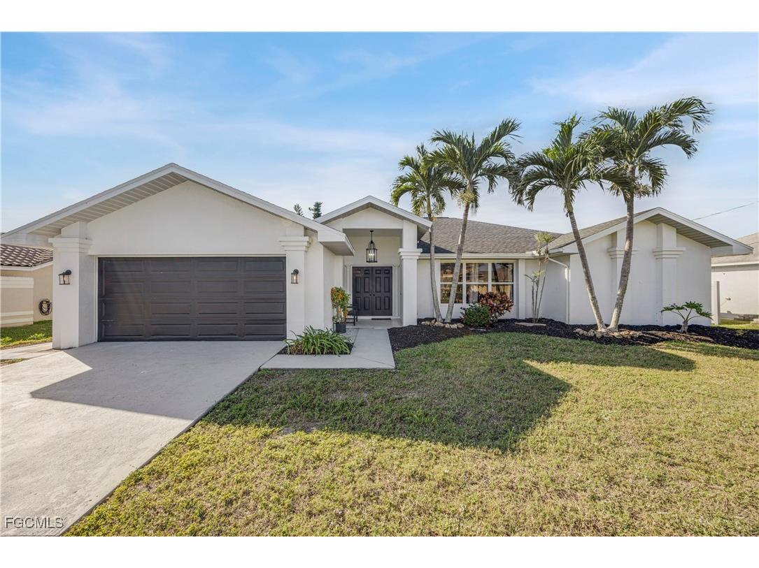 2702 SW 53rd Lane Cape Coral FL 33914 2025014841 image1
