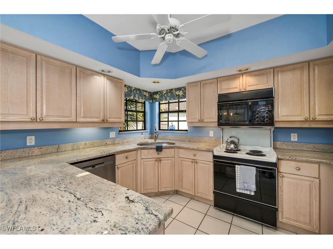 27026 Oakwood Lake Drive #202 Bonita Springs FL 34134 225073961 image5