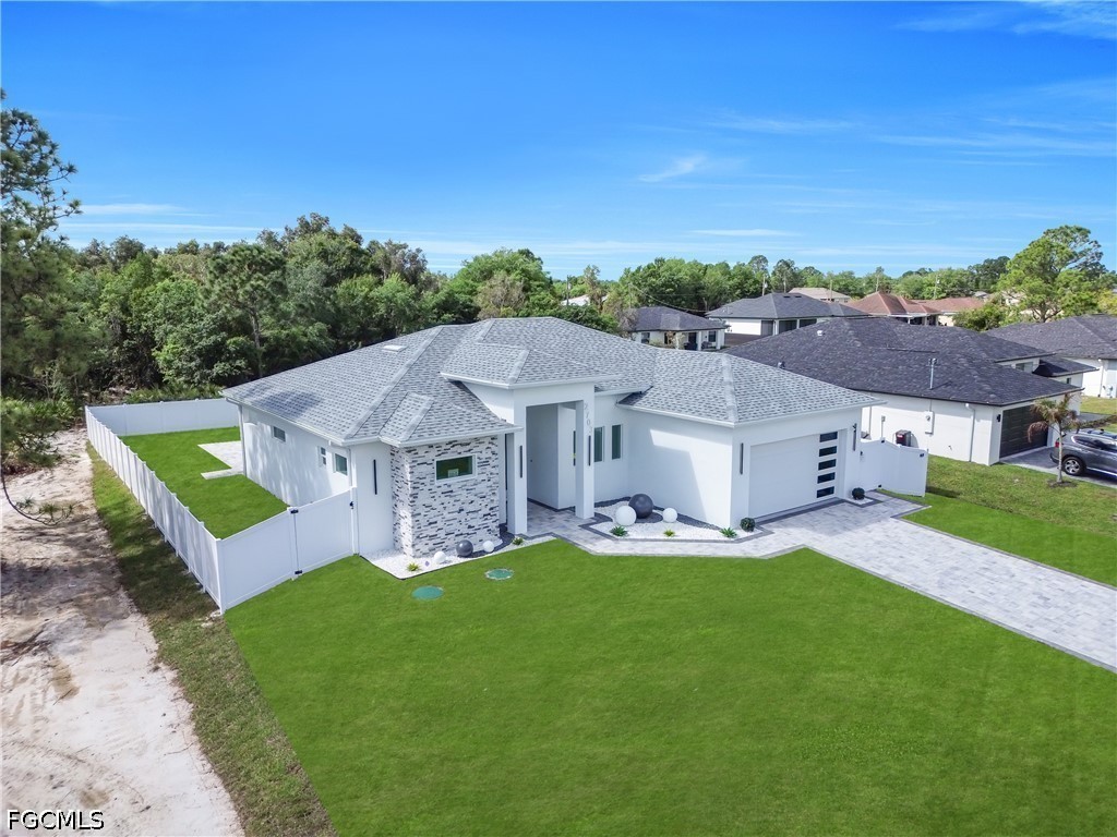 2703 34th Street SW Lehigh Acres FL 33976 2026018072 image1