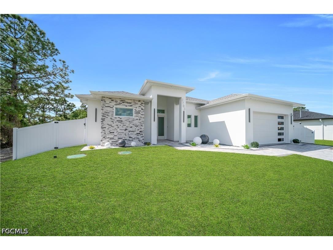 2703 34th Street SW Lehigh Acres FL 33976 2026018072 image4