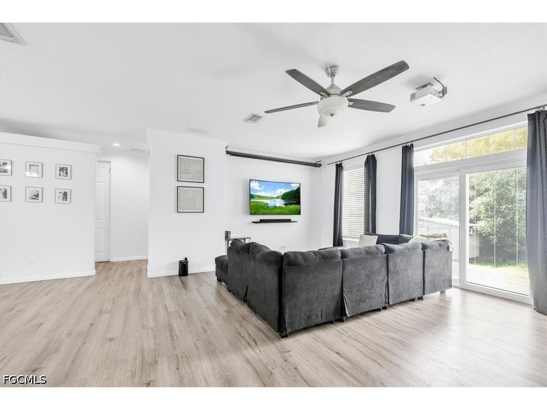2703 38th Street SW Lehigh Acres FL 33976 2026023125 image10